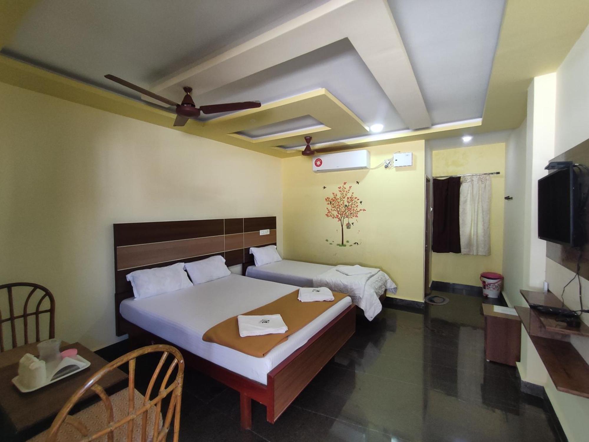 Sri Murugan Beach Paradise Hotel マハーバリプラム エクステリア 写真