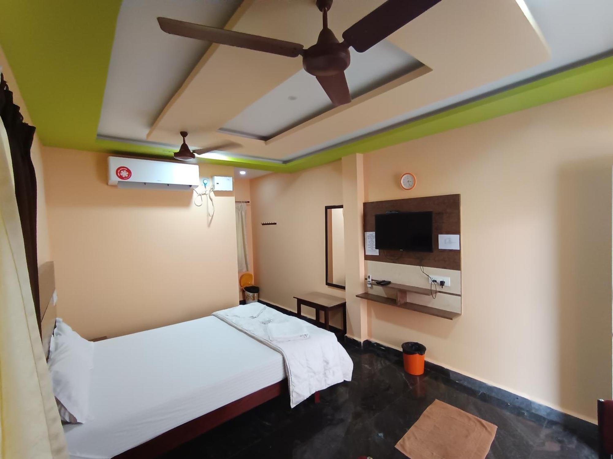 Sri Murugan Beach Paradise Hotel マハーバリプラム エクステリア 写真