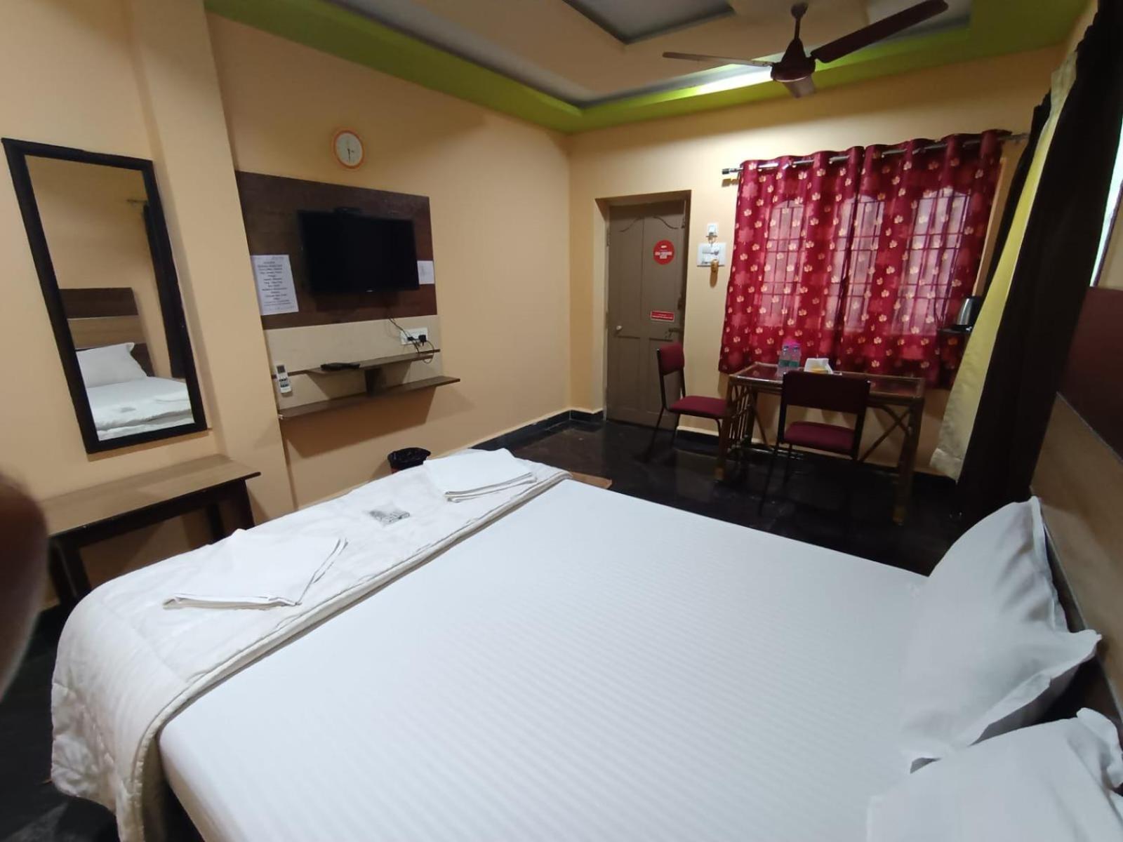 Sri Murugan Beach Paradise Hotel マハーバリプラム エクステリア 写真