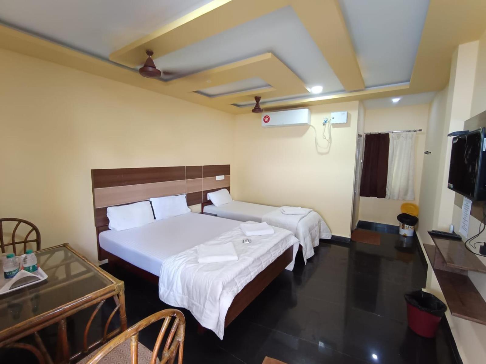 Sri Murugan Beach Paradise Hotel マハーバリプラム エクステリア 写真