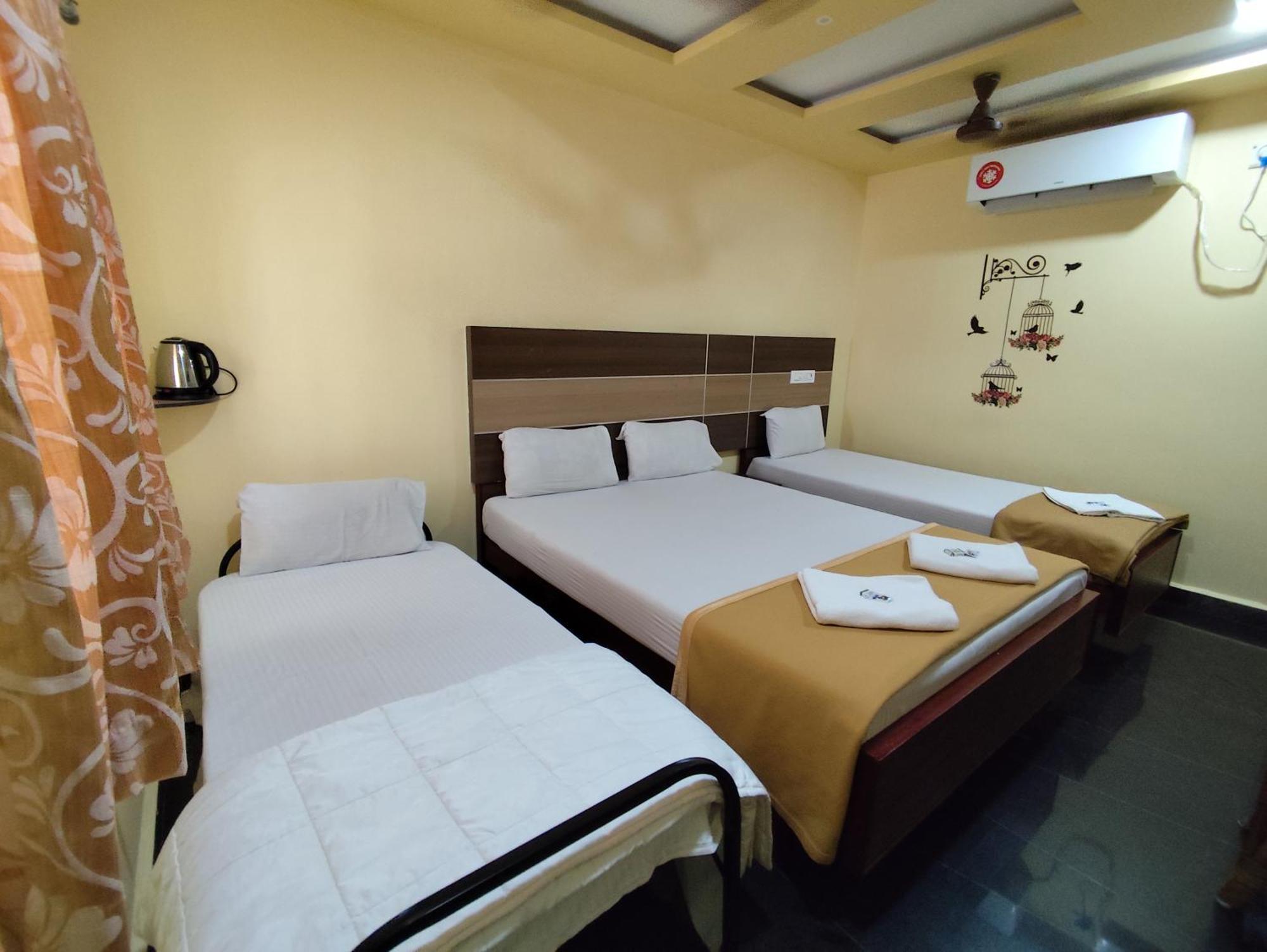 Sri Murugan Beach Paradise Hotel マハーバリプラム エクステリア 写真